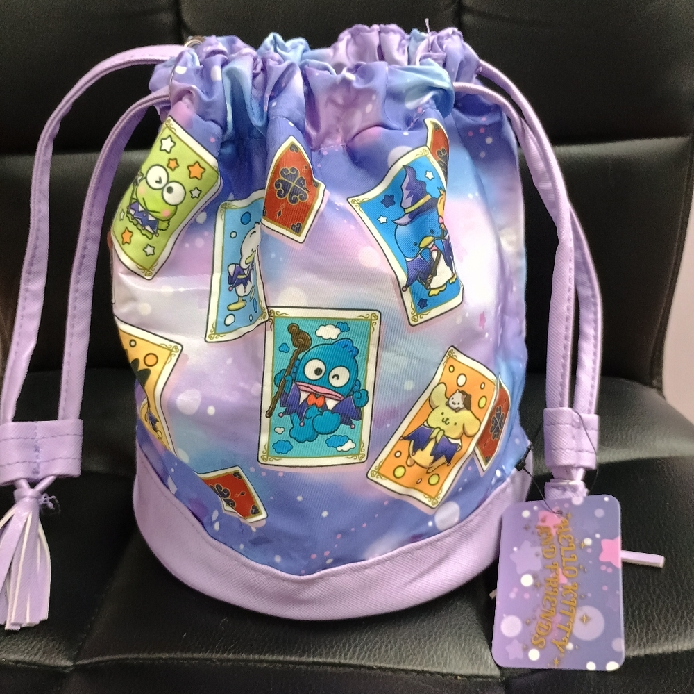 💋Host Pick 💋🆕HELLO KITTY & FRIENDS Magic Card Drawstring Bag - Picture 3 of 11